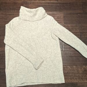 Community Wool Sweater 🙌